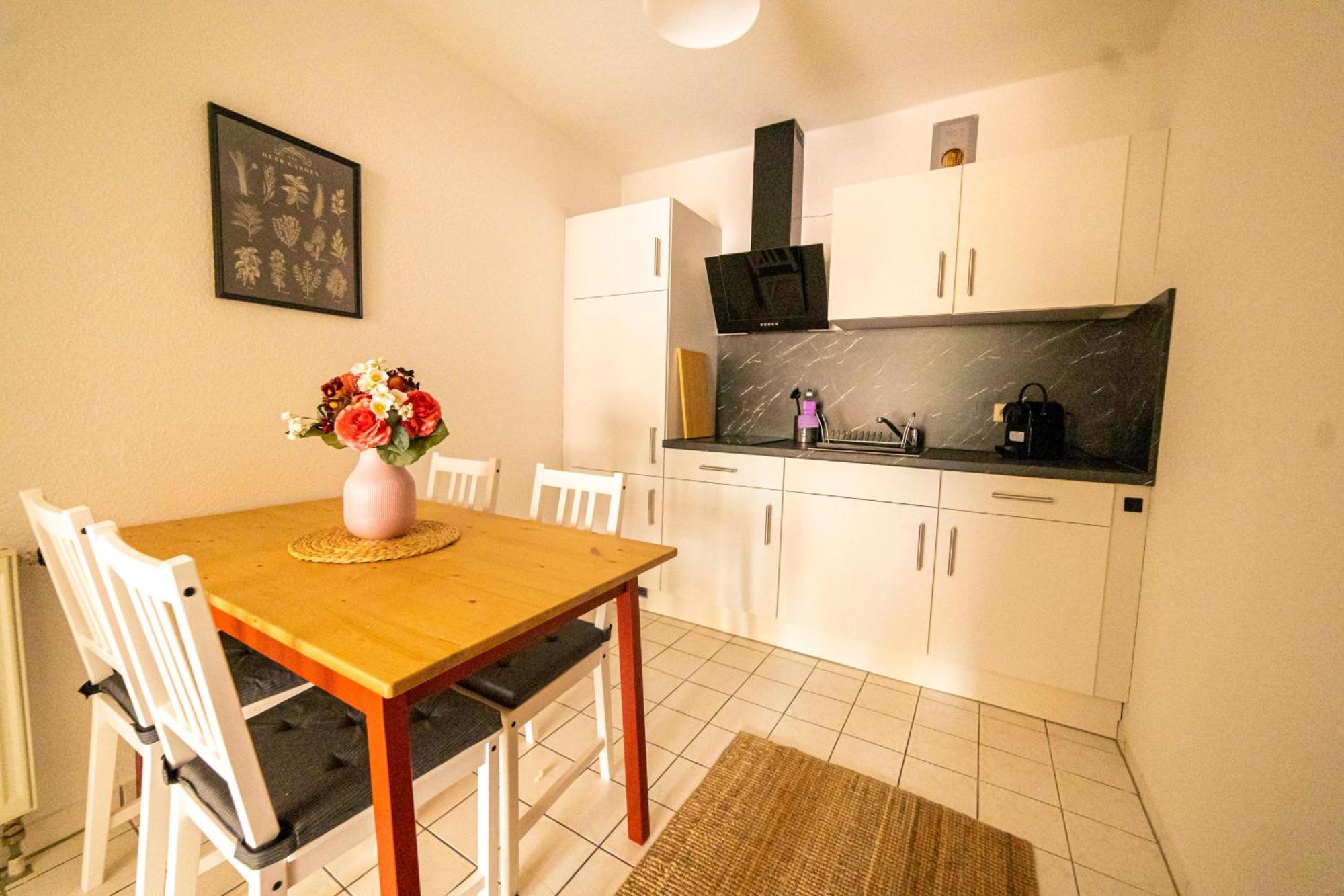Fullhouse - Eisenach - K70 Apartments - Elevator - Balcony - Smarttv ภายนอก รูปภาพ