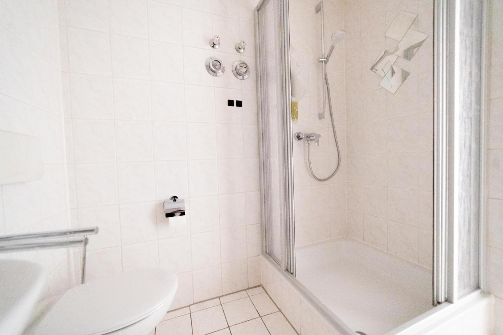Fullhouse - Eisenach - K70 Apartments - Elevator - Balcony - Smarttv ภายนอก รูปภาพ