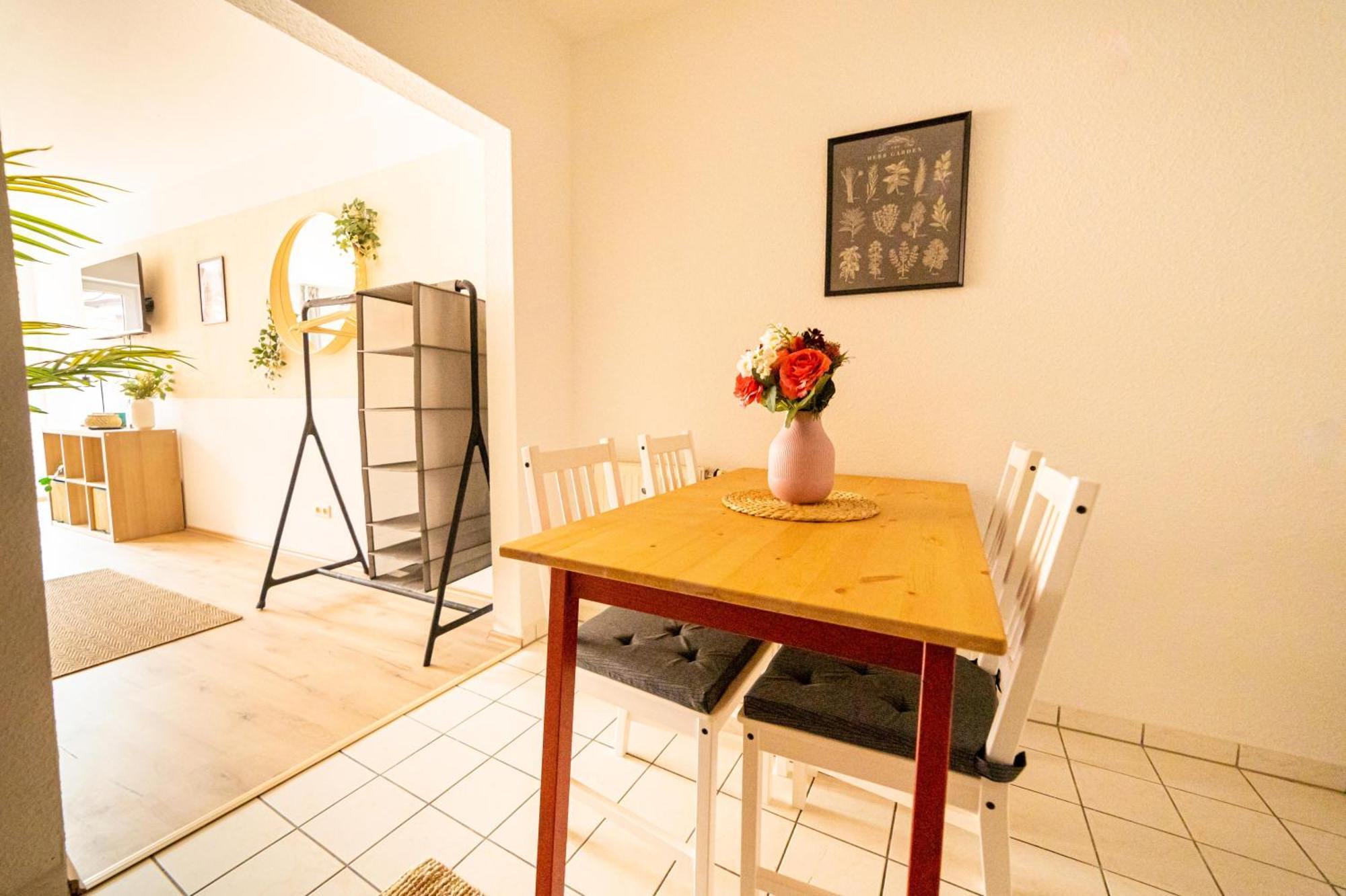 Fullhouse - Eisenach - K70 Apartments - Elevator - Balcony - Smarttv ภายนอก รูปภาพ