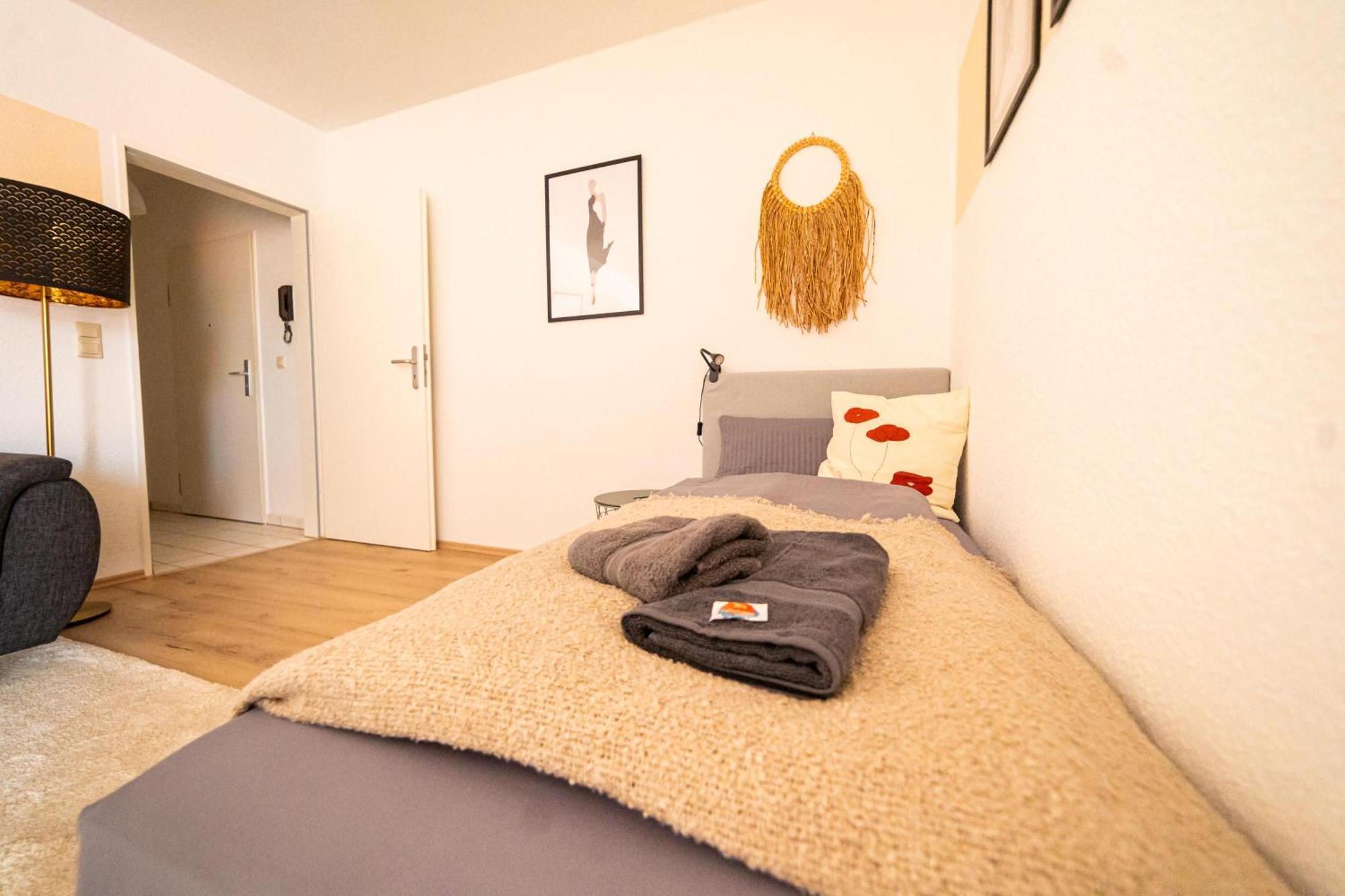 Fullhouse - Eisenach - K70 Apartments - Elevator - Balcony - Smarttv ภายนอก รูปภาพ
